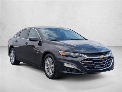 Used 2023 Chevrolet Malibu LT w/ Driver Confidence Package FWD image 3