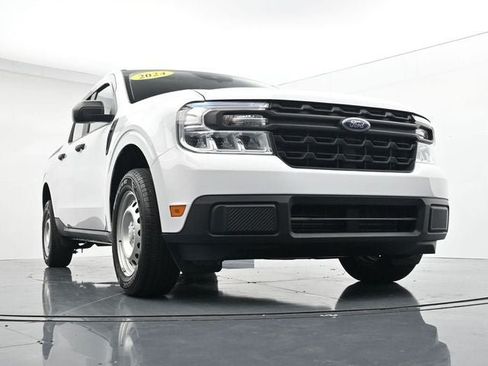 Certified 2024 Ford Maverick XL FWD image 32