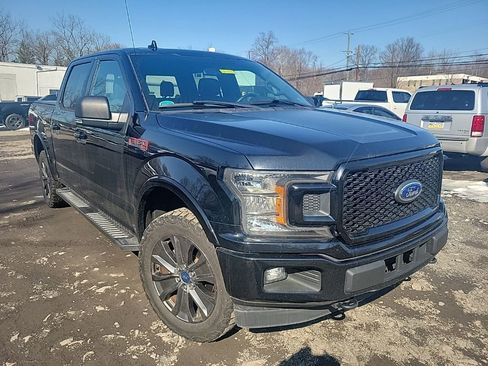 Used 2018 Ford F150 XLT w/ Equipment Group 302A Luxury image 2