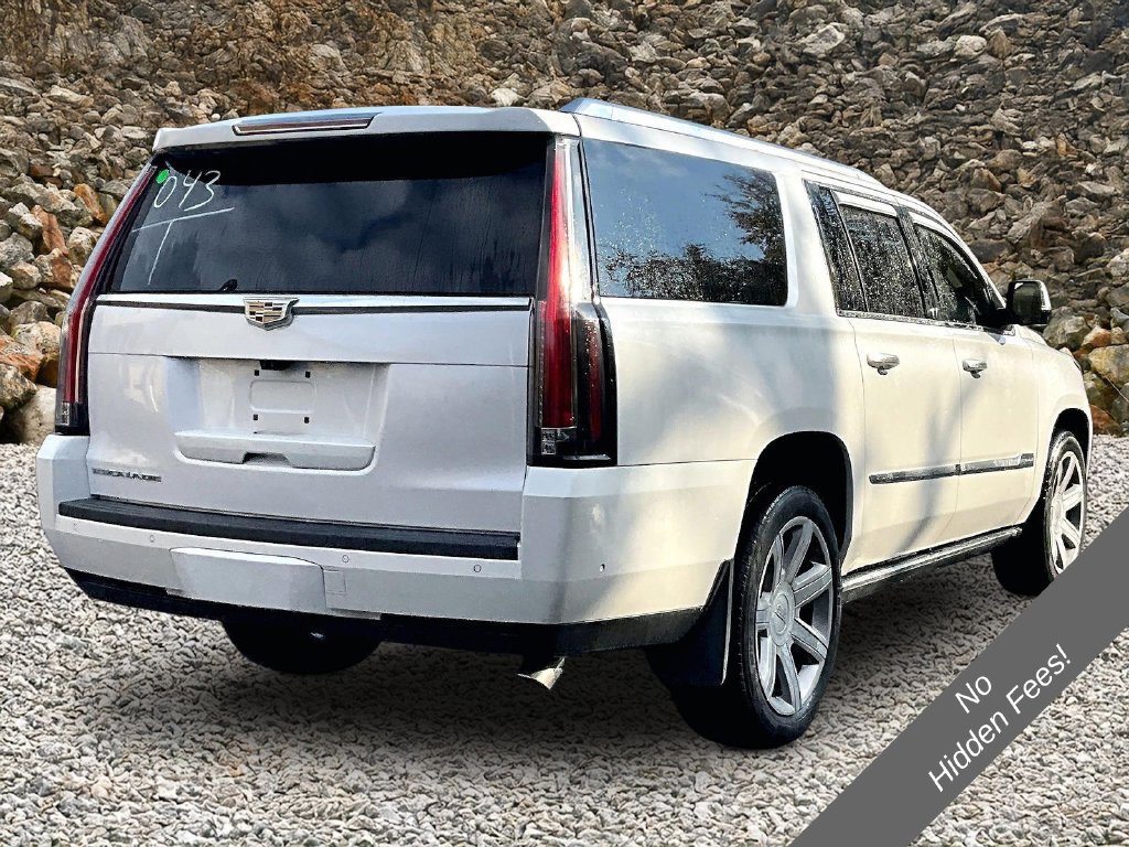 Used 2017 Cadillac Escalade ESV Premium Luxury AWD/4WD image 2