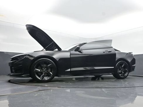 Used 2020 Chevrolet Camaro SS RWD image 55
