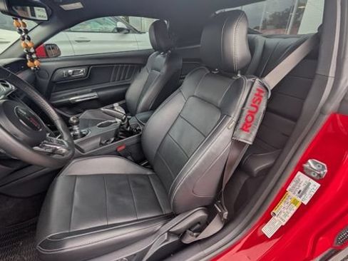 Used 2016 Ford Mustang GT Premium w/ GT Performance Package RWD image 13