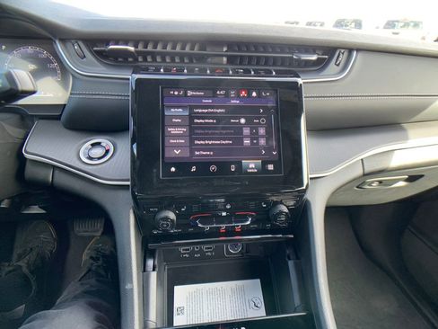 New 2026 Jeep Grand Cherokee L 4WD image 20