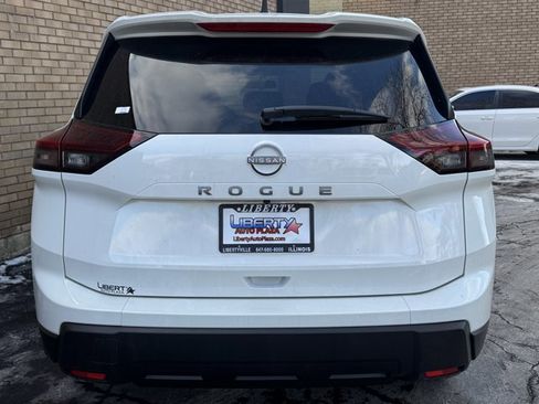 New 2026 Nissan Sentra SV w/ SV Convenience Package image 16