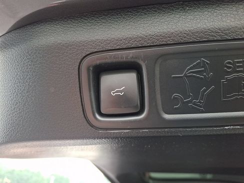 Certified 2021 Lincoln Navigator Reserve AWD/4WD image 30