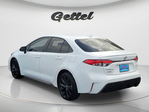 Used 2023 Toyota Corolla SE FWD image 7