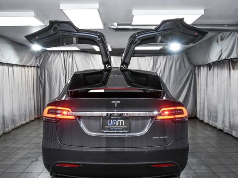 Used 2020 Tesla Model X Long Range AWD/4WD image 18
