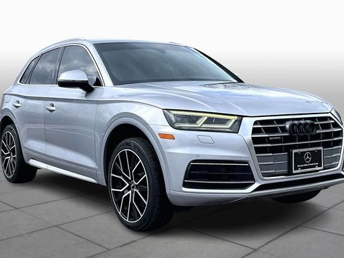 Used 2019 Audi Q5 Premium Plus w/ Premium Plus Package image 3