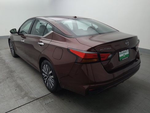 Used 2023 Nissan Altima 2.5 SV image 5