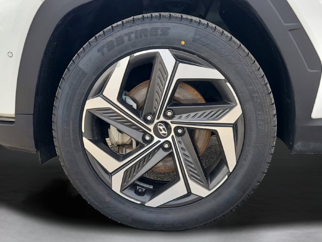 Used 2024 Hyundai Tucson Limited AWD/4WD image 35