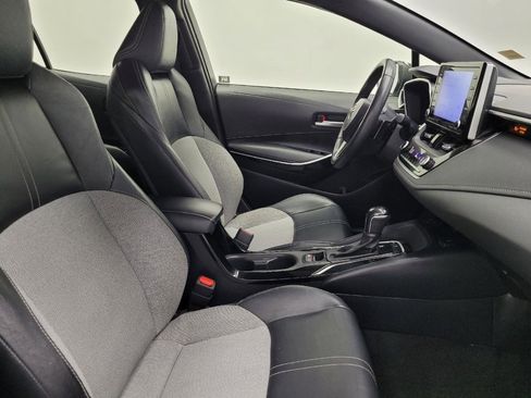 Used 2022 Toyota Corolla XSE image 21