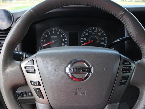 Used 2014 Nissan NV 3500 SL w/ Technology Package RWD image 32