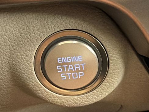 Used 2023 Kia Telluride S AWD/4WD image 16