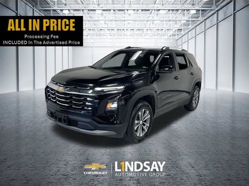 Used 2025 Chevrolet Equinox LT w/ Convenience Package II AWD/4WD image 1
