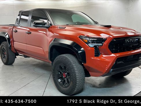 Used 2024 Toyota Tacoma TRD Pro AWD/4WD image 7