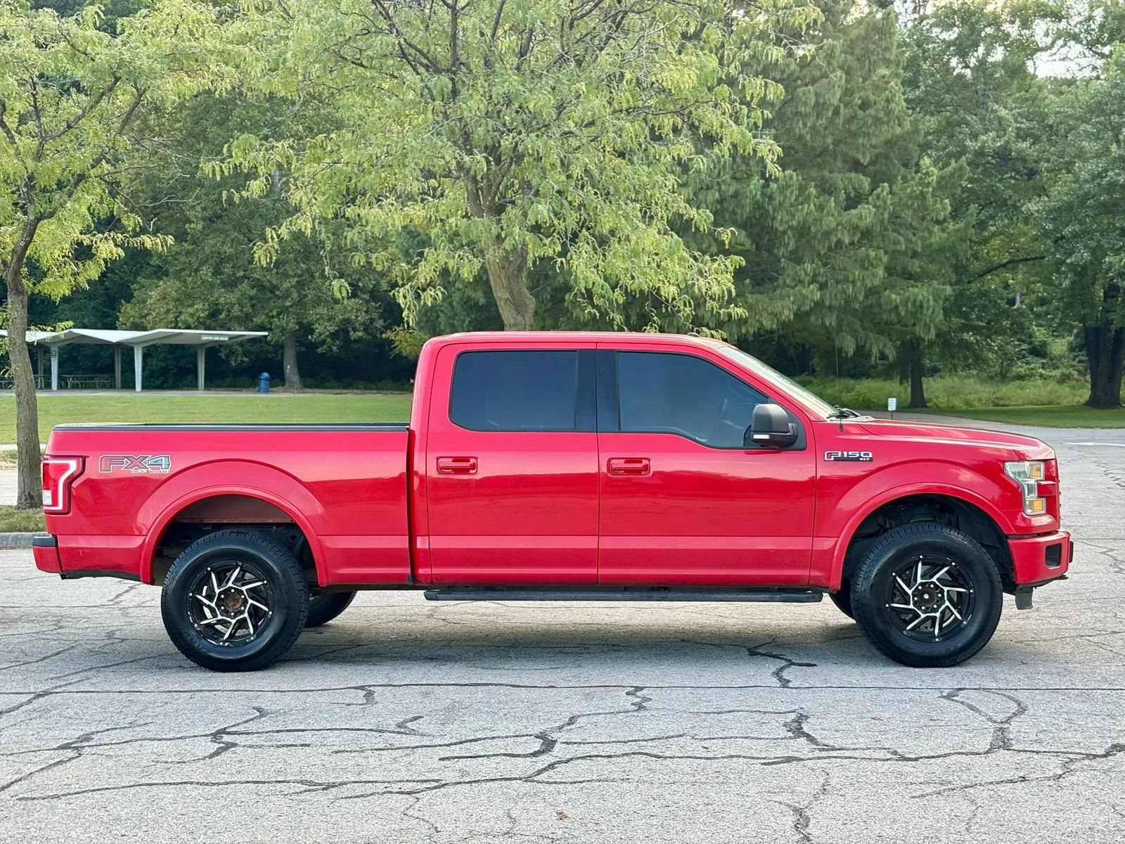 Used 2016 Ford F150 XLT w/ Equipment Group 301A Mid AWD/4WD image 4