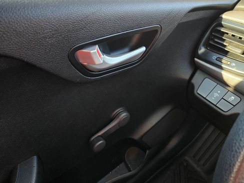 Used 2018 Kia Rio LX image 20