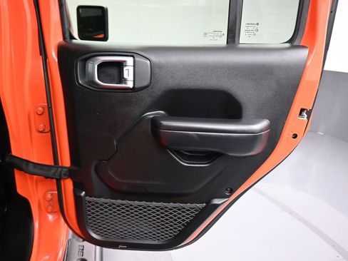 Used 2019 Jeep Wrangler Unlimited Sport S image 29