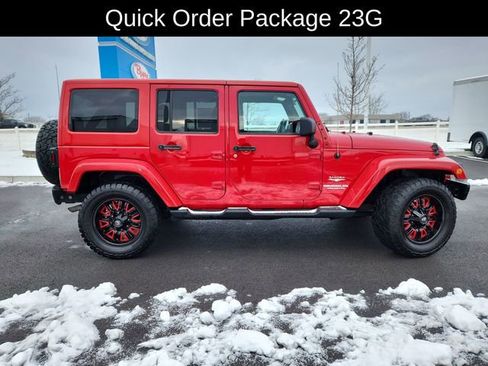 Used 2012 Jeep Wrangler Unlimited Sahara image 10