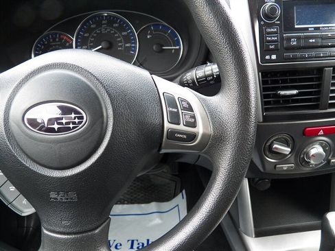 Used 2011 Subaru Forester 2.5X Premium w/ All-Weather Pkg image 27