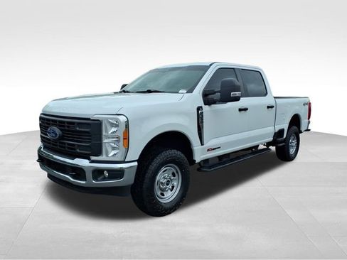 Certified 2023 Ford F350 XL w/ XL Off-Road Package AWD/4WD image 2