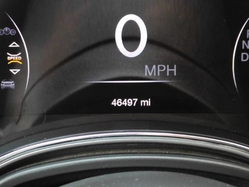Used 2021 Jeep Grand Cherokee Limited w/ Luxury Group II RWD image 42