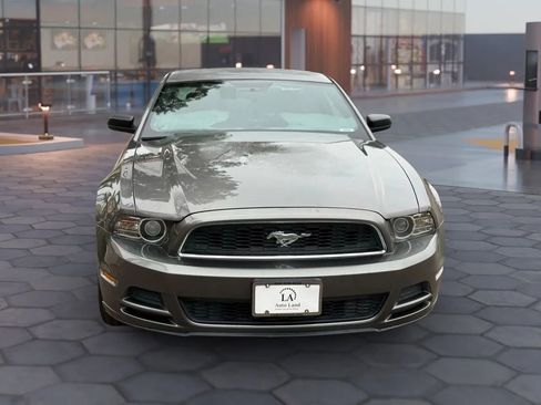 Used 2013 Ford Mustang Coupe image 9