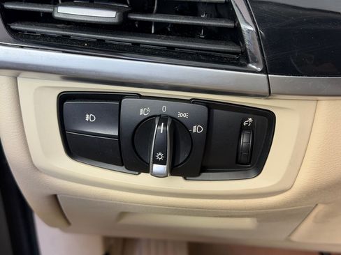 Used 2014 BMW X5 xDrive50i image 17