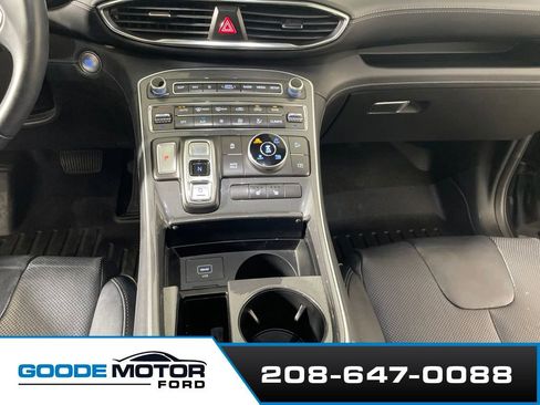 Used 2022 Hyundai Santa Fe SEL w/ Convenience + Premium Package AWD/4WD image 17
