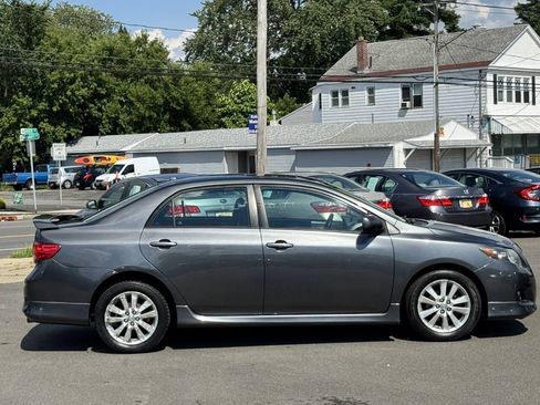 Used 2010 Toyota Corolla CE FWD image 8