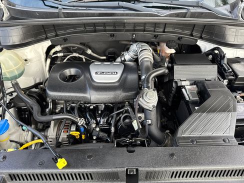 Used 2017 Hyundai Tucson Limited image 8