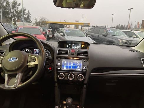 Used 2017 Subaru Forester 2.0XT Touring image 5