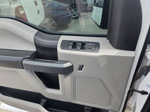 Used 2016 Ford F150 XL w/ Equipment Group 101A Mid AWD/4WD image 12