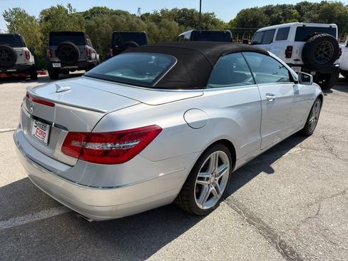Used 2012 Mercedes-Benz E 350 Cabriolet image 33