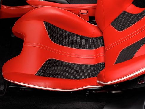Used 2022 Ferrari F8 Tributo RWD image 30