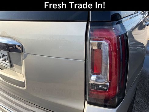 Used 2017 GMC Yukon Denali w/ Open Road Package image 9