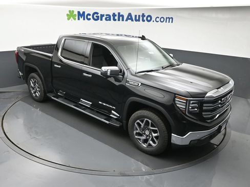 New 2026 GMC Sierra 1500 SLT w/ SLT Premium Plus Package AWD/4WD image 3