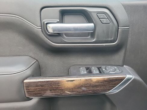 Used 2020 GMC Sierra 1500 SLE w/ SLE Value Package image 37