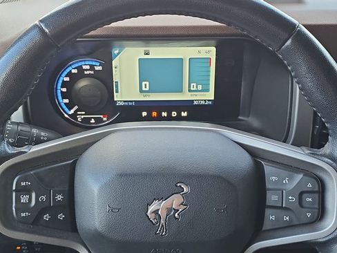 Used 2023 Ford Bronco Outer Banks image 18