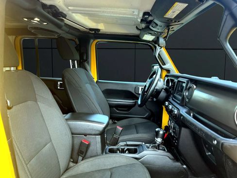 Used 2021 Jeep Wrangler Unlimited Sport AWD/4WD image 13