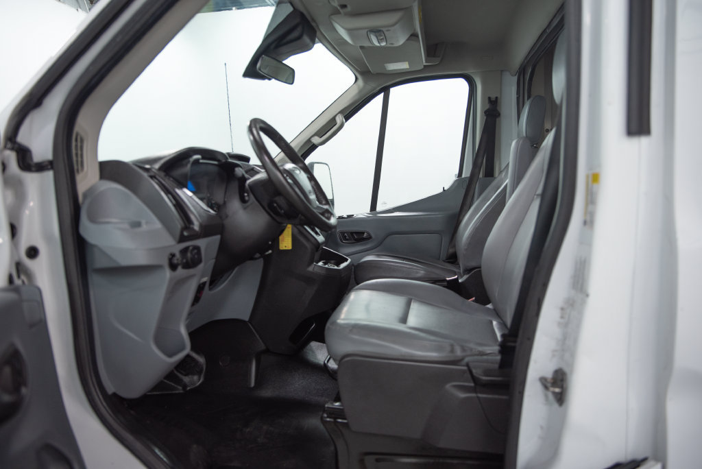 Used 2017 Ford Transit 250 138 RWD image 7