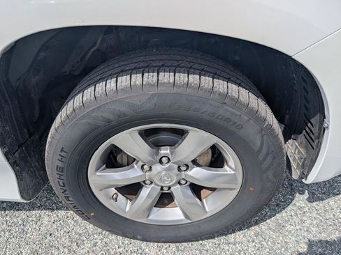 Used 2013 Lexus GX 460 Premium AWD/4WD image 4