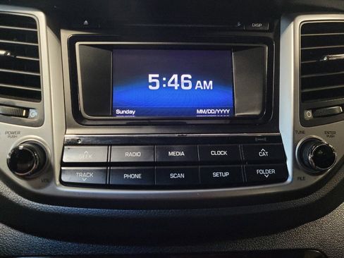 Used 2017 Hyundai Tucson SE image 25