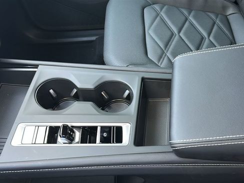 New 2026 Volkswagen Atlas Cross Sport SE image 17