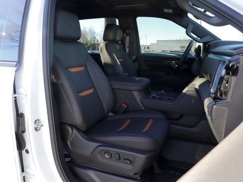 Used 2026 GMC Sierra 2500 AT4 w/ AT4 Premium Plus Package image 29