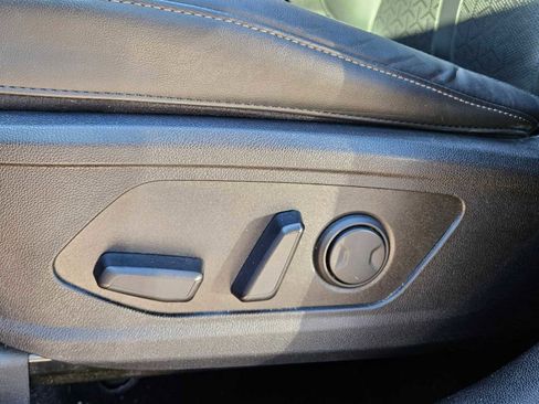 Certified 2023 Kia Sorento S w/ Panoramic Sunroof Package image 16