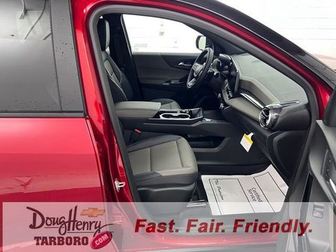 New 2026 Chevrolet Equinox LT w/ Convenience Package II image 45