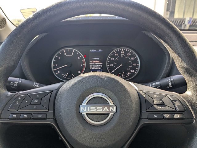Used 2025 Nissan Sentra S FWD image 28