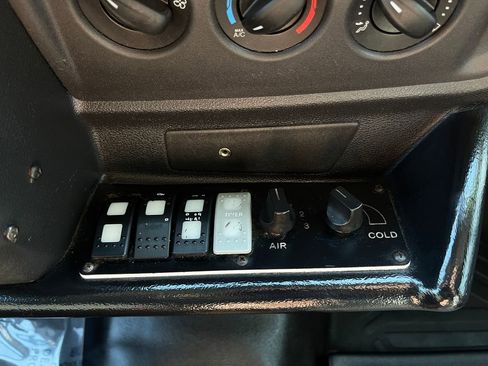 Used 2018 Ford Transit 350 156 DRW w/ Shuttle Bus Prep Package image 23