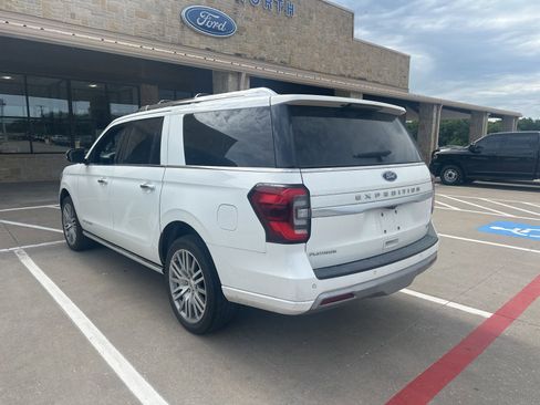Used 2023 Ford Expedition Max Platinum AWD/4WD image 3